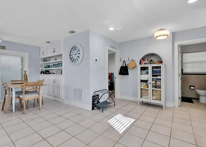 2760 Gulf 2 Villa